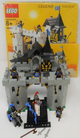 LEGO 10039 LEGEND Castle Black Falcon ' s Fortress 2002 Complete w Minifigs RARE 3