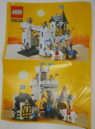LEGO 10039 LEGEND Castle Black Falcon ' s Fortress 2002 Complete w Minifigs RARE 8