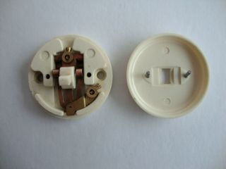 Vintage Porcelain & Bakalite (ONE WAY) Light Switch by ROLLS 3