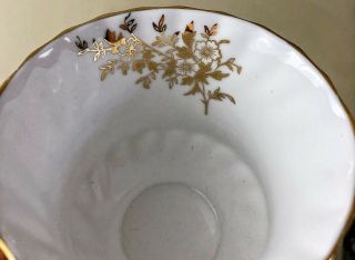 VTG Queen Anne Tea Cup and Saucer Red White Gold Floral Bone China from England 5