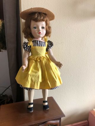 18 " 1955 Madame Alexander Cissy Faced Binnie Walker Doll In Outfit