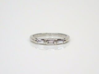 Vintage 14k White Gold 0.  20ctw Straight & Tapered 3 Baguette Diamond Band Ring