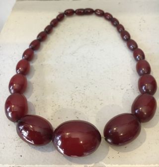 Vintage Art Deco Cherry Amber Bakelite Bead Necklace 46 grams 42 cm 3