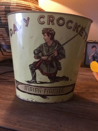 Vintage Davy Crockett Indian Fighter Metal Trashcan