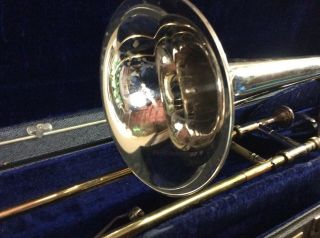 Vtg KING TEMPO MODEL NICKEL PLATED TROMBONE,  Mouthpiece & Case SN 494155 GREAT 7