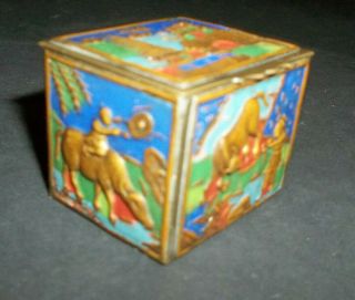 Small Vtg Enameled Brass Trinket Box With Great Chinese Figure Detail