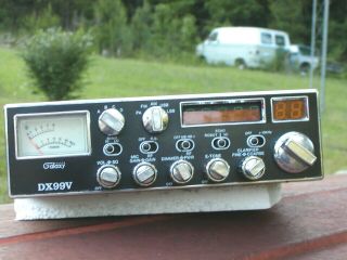 A Vintage Galaxy Dx - 99v 10 Meter Radio