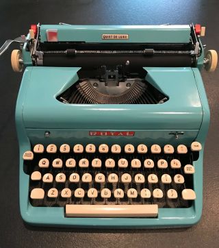 Vintage Royal Quiet Deluxe Portable Typewriter In Turquoise - &