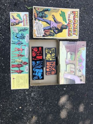 Vintage Box 1967 Planet Of The Apes Adventure Color Forms Set Complete