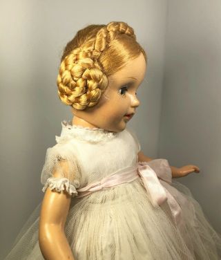 1940s Madame Alexander Vintage Composition Flowergirl Karen doll 14 
