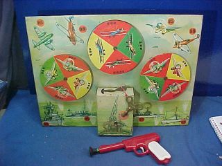 1940s Wwii Home Front Airplane Tin Wind Up Target Dart Gun Game By Lindstrom