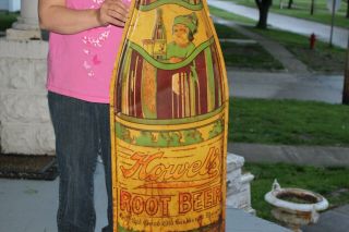Large Vintage 1940 ' s Howel ' s Root Beer Soda Pop Bottle Gas Oil 57 