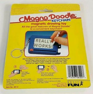 Vintage MAGNA DOODLE KEYCHAIN Basic Fun Inc.  drawing toy 1996 2