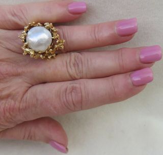 VINTAGE 1960 ' s BIG & HEAVY MABE PEARL & 14K YELLOW GOLD RING 11.  5 GRAMS 3
