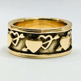Vintage 14k Yellow Gold Wide Cigar Band With Heart & Arrow Motif Size 5.  5