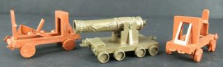 Vintage Giant Plastic Ho Scale - 2 Catapults & 1 Cannon