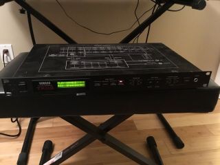 Yamaha Tx81z Rackmount Fm Synthesizer - Vintage