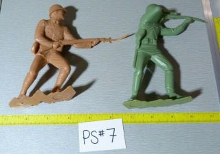 Vintage Louis Marx Brown & Green Army Soldier Figures 6 ",  7 " Tall - Ps 7