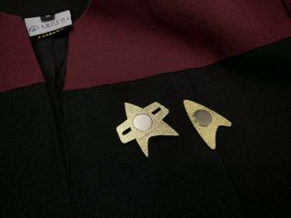 ANOVOS STAR TREK Voyager - Command Burgundy Uniform Tunic (M),  QMX Communicator 10