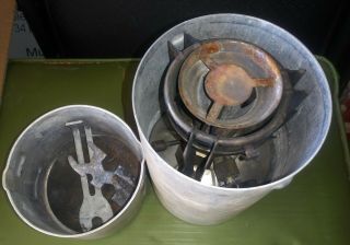 Vintage U.  S.  C.  M.  Mfg Co 1945 Military Camp Stove WWII Army Single Cookstove 5