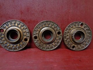 1 MORE AVAIL ANTIQUE CAST IRON DOOR KNOB ROSETTE 5 3