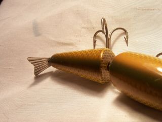 VINTAGE RARE CREEK CHUB MUSKY WIGGLEFISH IN GOLDEN SHINER FISHING LURE TACKLE 10