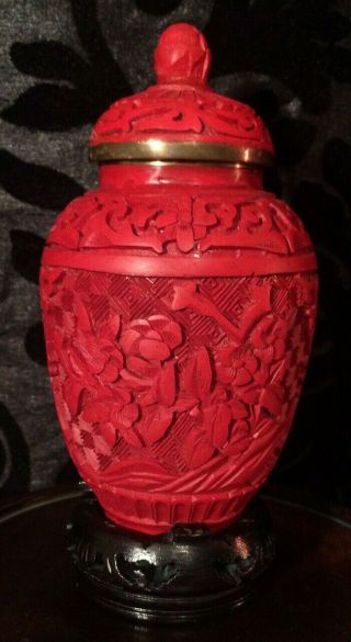 Good Fine Antique Chinese Carved Red Cinnabar Vase With A Lid On Stand 5 7/8 "