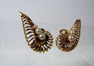 Vintage Solid 14k 14kt Yellow Gold Akoya Pearl Shell Clip Earrings 9.  1 Grams
