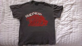 UNIQUE RARE VINTAGE MADNESS 1983 USA CONCERT SIZE MEDIUM T - SHIRT SKA NUTTY BOYS 2