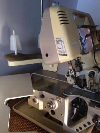Vintage Electronic Bernette 334D Made for Bernina Sewing Machine 8