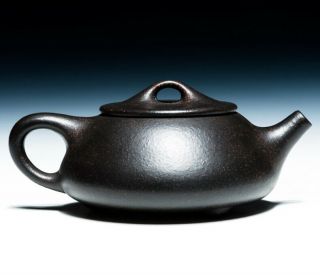 Chinese Yixing Zisha Teapot Handmade Purple Clay Heijinsha 180cc