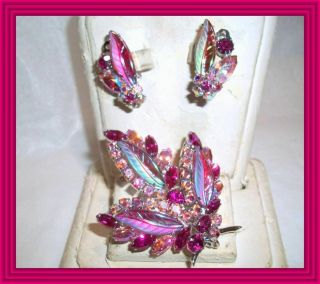 Sherman DEEP FUCHIA & HOT PINK AB - TRIPLE LEAF MOTIF - OPAQUE GLASS SET NR 2