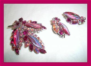 Sherman DEEP FUCHIA & HOT PINK AB - TRIPLE LEAF MOTIF - OPAQUE GLASS SET NR 4