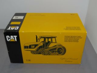 Vintage Challenger 55 Ag Tractor Caterpillar Agco 1:16 Toy Launch Nzg
