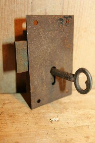 Antique/vintage Furniture Lock & Key Old Pine Cupboard/dresser Door