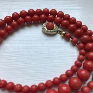 VERY FINE Heavy Vintage Red Coral Bead Necklace w Gilt Silver Clap - WOW 1940s 5