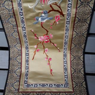 ANTIQUE CHINESE EMBROIDERED SILK PANEL/SLEEVE WITH BIRDS AND FLOWERS 5