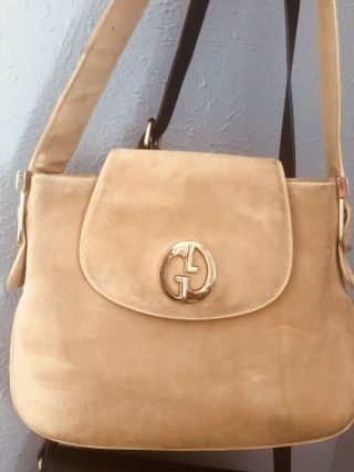 Gucci Vintage Authentic 1970s Era Groovy Gold Gg Logo Beigesuede Ladies Hand Bag