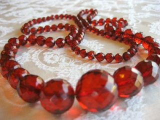 BEST BAKELITE CHERRY RED AMBER FACETED GRADUATED 113 BEAD NECKLACE 39 