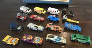Vintage Hot Wheels 48 Cars 31 Red Lines,  Collectors Case Full Case 1970’s