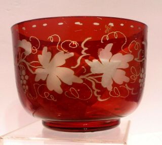 ANTIQUE BOHEMIAN Glass Ruby Red Flashed Engraved Grape Leaf Design Finger Bowl 2