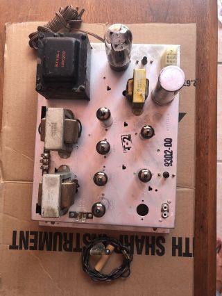 Vintage Magnavox Power Amplifier Model 9302 - 00 T2.  4 - 6bq5,  2 - 6eu7 & 5u4