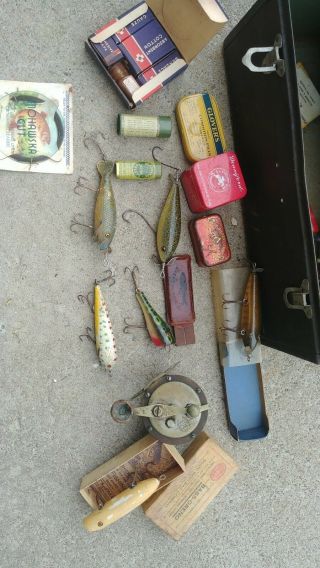 Antique Fishing Lure Tackle Box & Contents 3