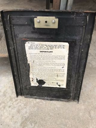 Mills 5 Cent Black Cherry Antique Slot Machine 1940s 6