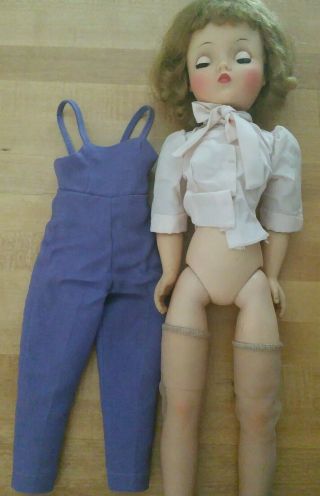 Vintage Madame Alexander Blonde Cissy Doll w/ Clothes 11