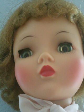 Vintage Madame Alexander Blonde Cissy Doll w/ Clothes 4