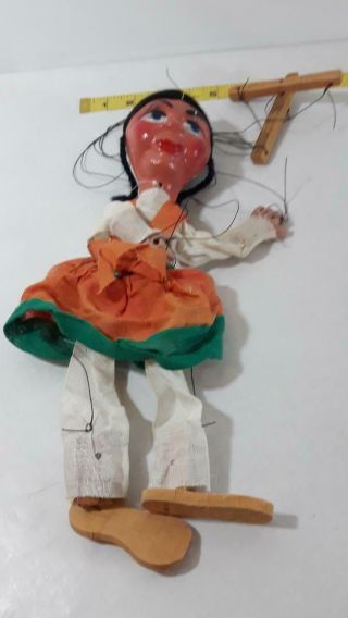 Vtg MEXICAN FOLK ART Peasant Girl MARIONETTE STRING PUPPET Ships 2