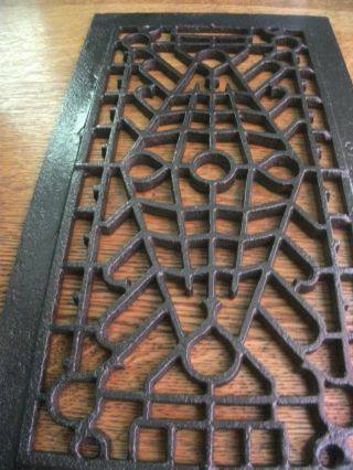 Antique Cast Iron FLOOR Register Heat Vent Grate 13 5/8 