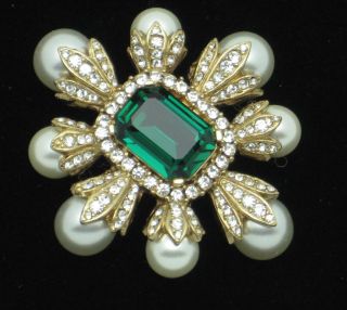 CINER Figural Cross Brooch Emerald Glass Pearl Rhinestone Pin 20 4
