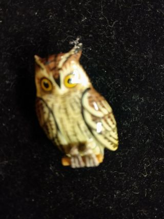 TAKAHASHI VINTAGE CARVED WOOD Owl BIRD PIN BROOCH LACQUER HAND PAINTED 2